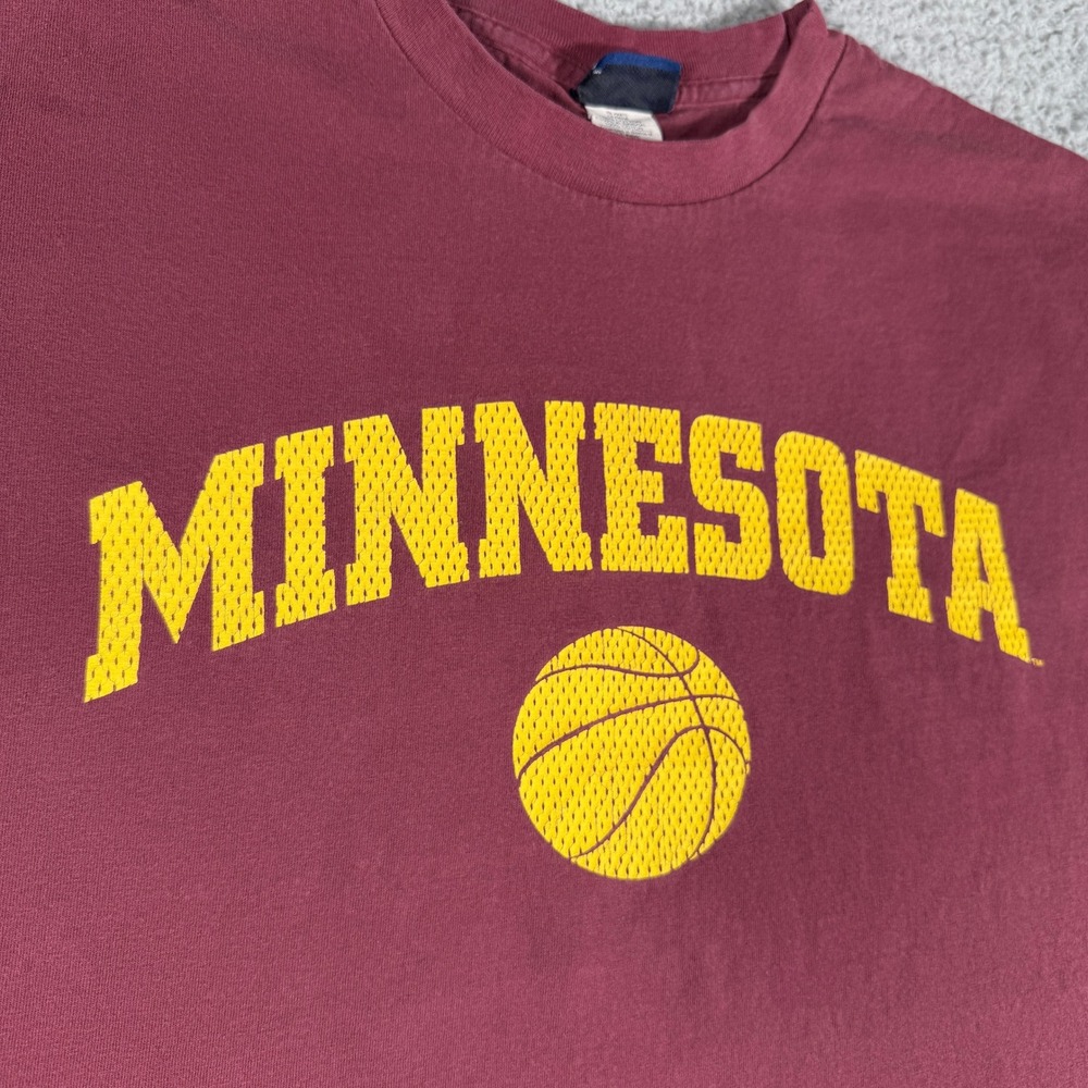 University Of Minnesota Basketball T-Shirt Size XL Golden Gophers NCAA - Picture 2 of 10